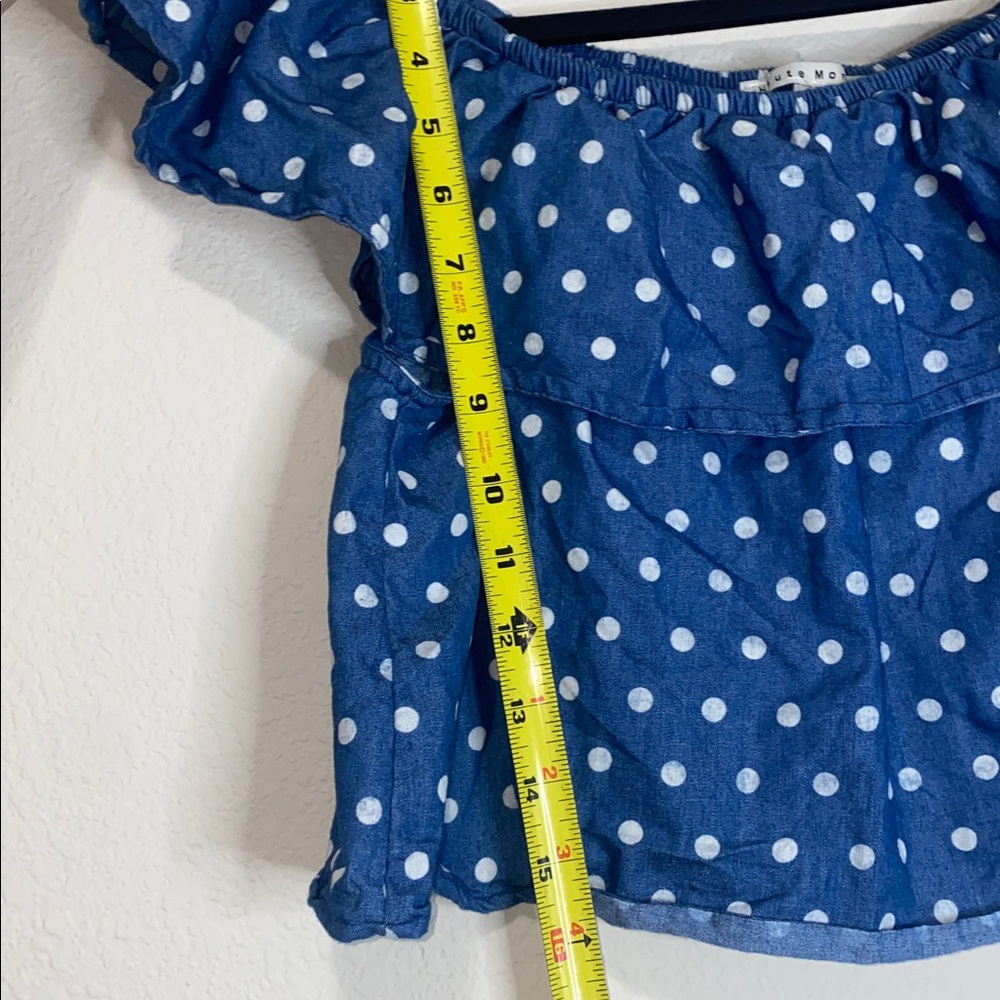 đOcean blue off the shoulder cropped polka dot top! - Picture 5 of 6